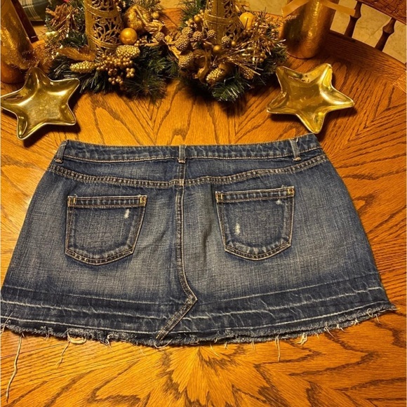 Mossimo Supply Co Denim Mini Skirt Size 17 Juniors - Picture 2 of 4